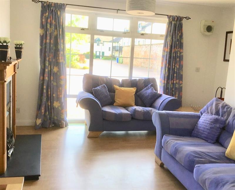 Wellingtonia Court Apartment Инвернес Екстериор снимка