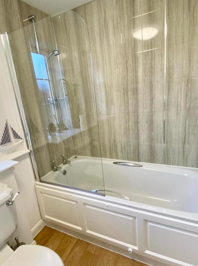 Wellingtonia Court Apartment Инвернес Екстериор снимка